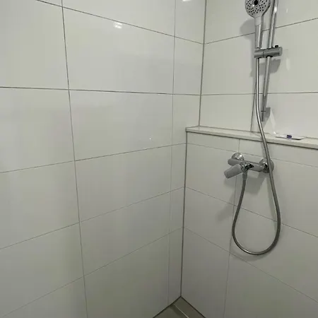 Boardinghouse Living 3*